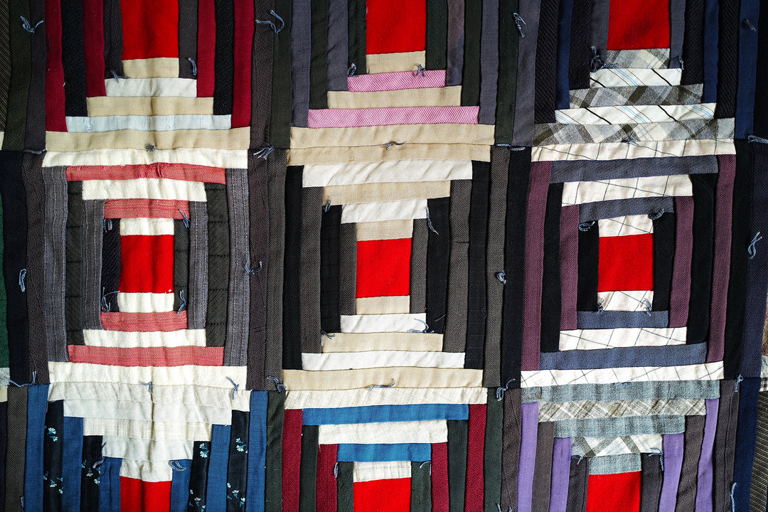 Checkmate - Antique Log Cabin Quilt