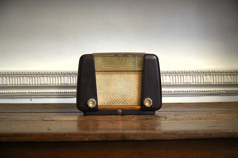 Phillips Vintage 1940s Radio